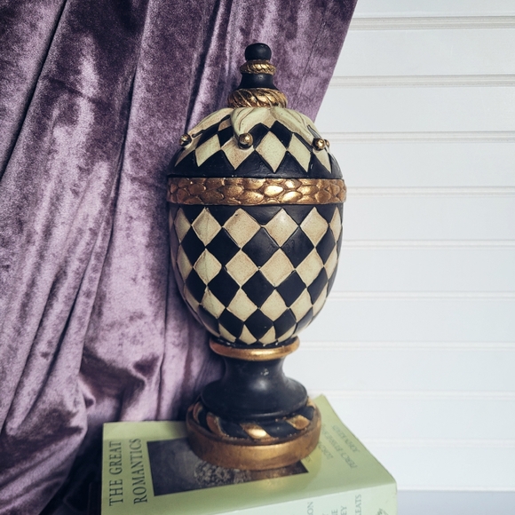 Harlequin print urn ✨️ - Picture 2 of 7